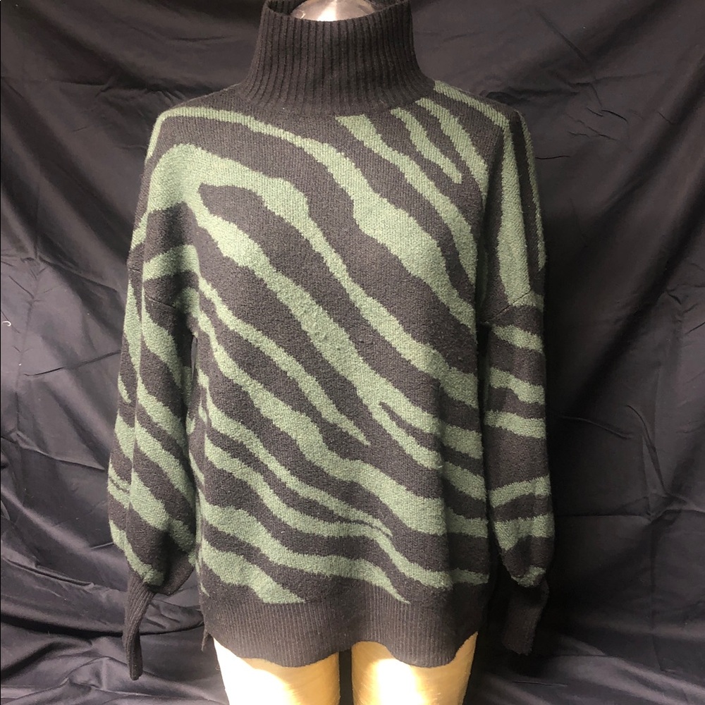Stylish Green and Black Zebra Sweater french connection